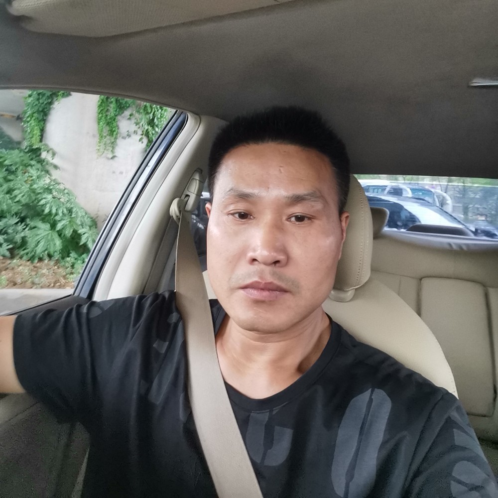 酒窝英俊的照片