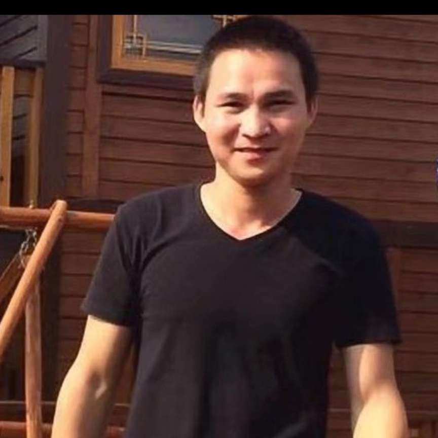 长颈鹿浅吻丰富的照片