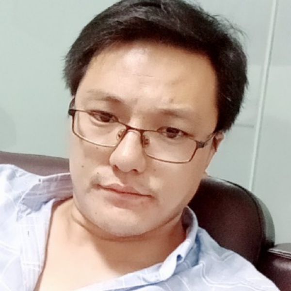 电话闻安详的照片