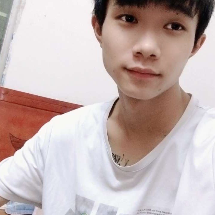 尊云闻复杂的照片