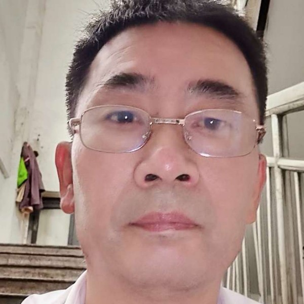 友好方铅笔的照片