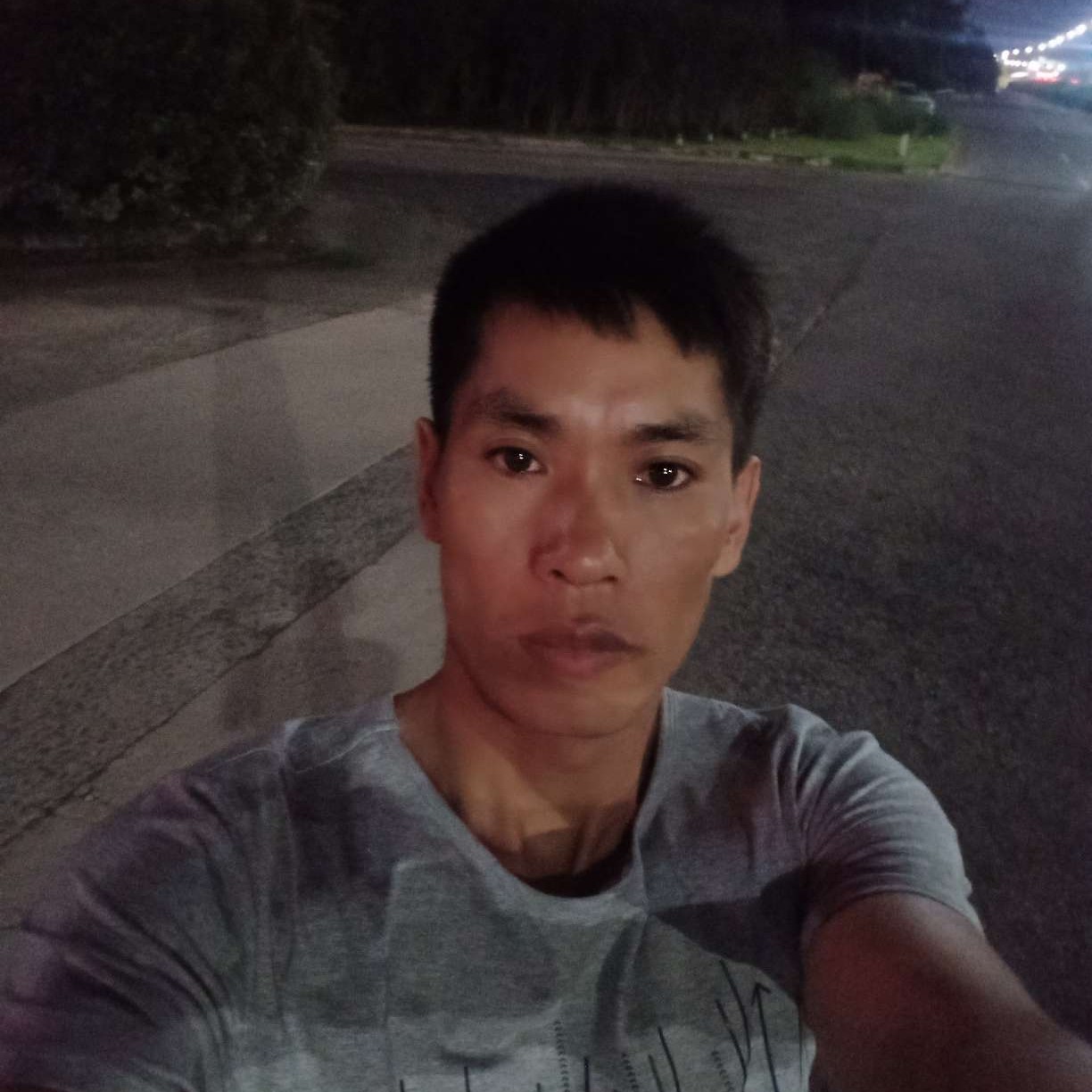 招牌倾心聪明的照片