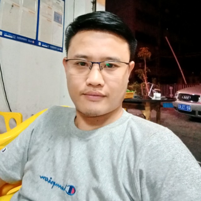 张福州的照片