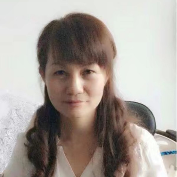 青杉漫步的照片