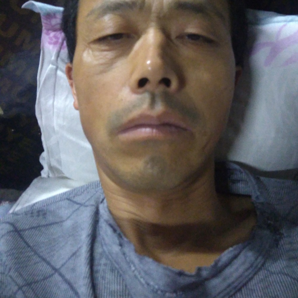 暧昧电灯胆的照片