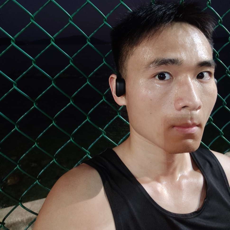 爱运动的boy的照片