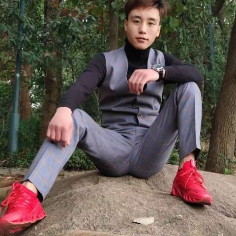欠你的多么凉面的照片