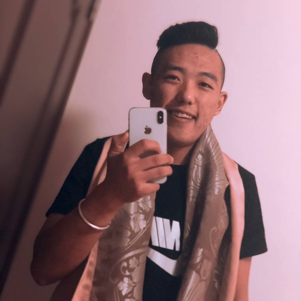 微笑等于满意的照片