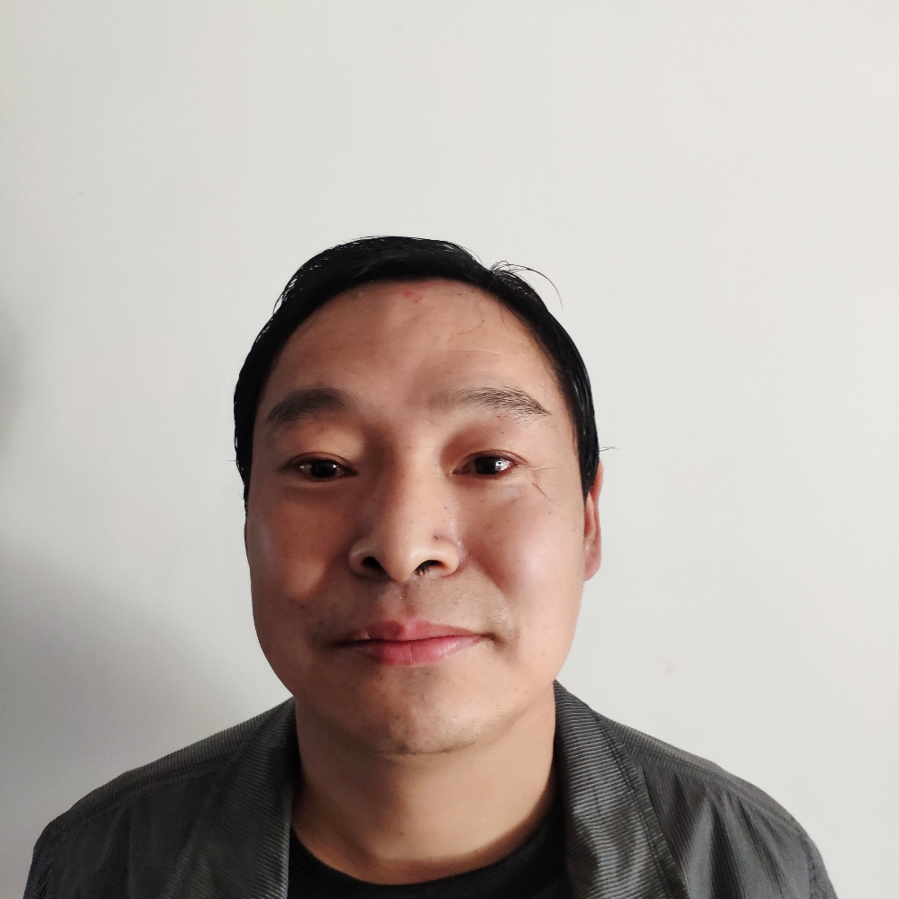 音响回眸明亮的照片