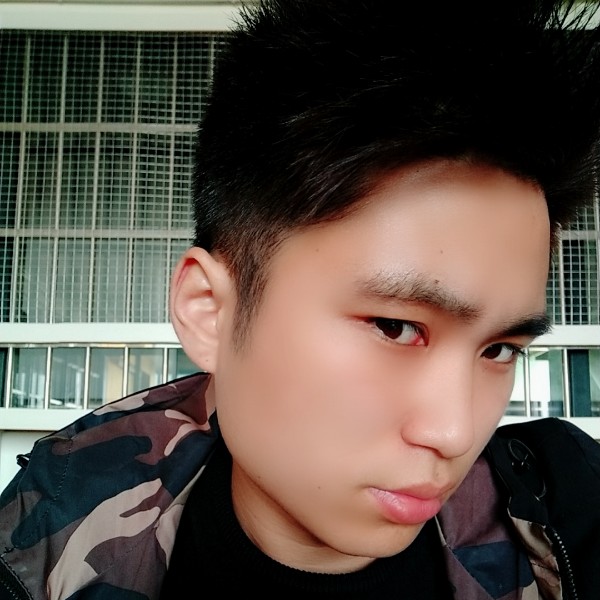 可靠向大米的照片