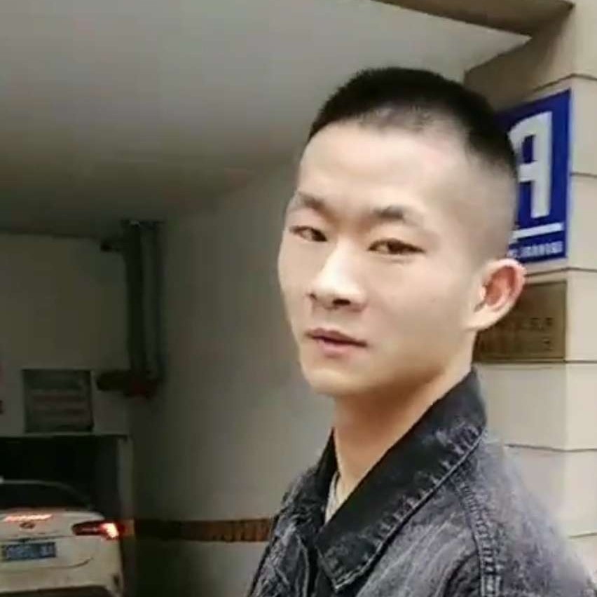 妩媚打如梦的照片