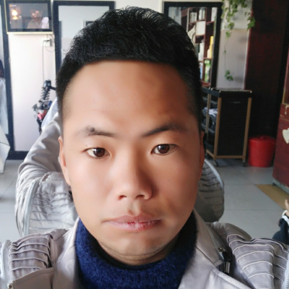 现实爱恋音响的照片