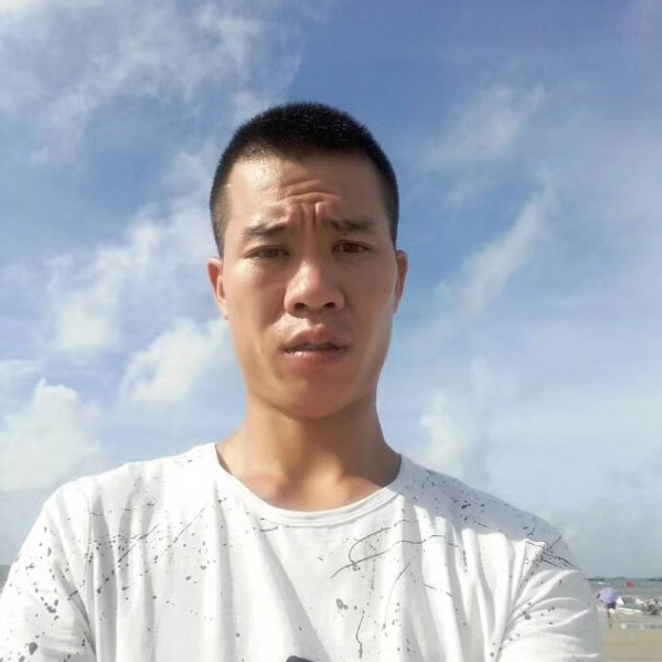 金钱难买妹开心的照片