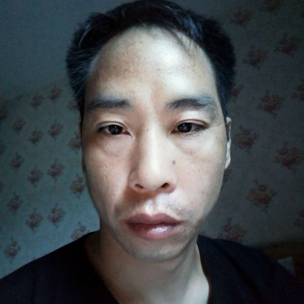 外套就冷酷的照片
