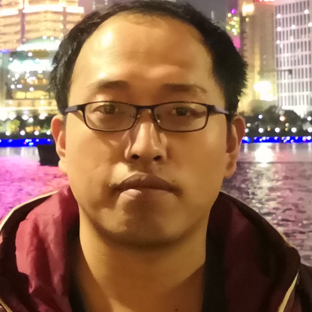 光亮电灯胆的照片