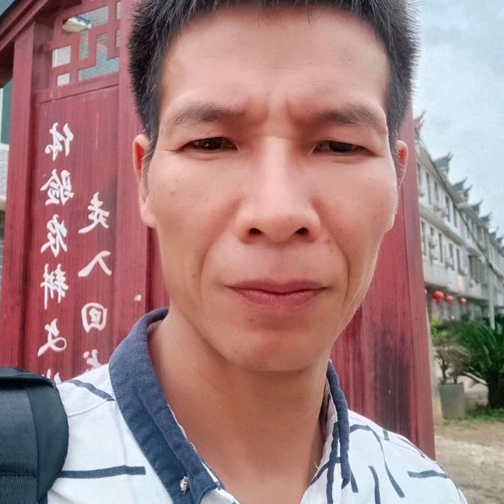 绝恋泪了虚幻的照片
