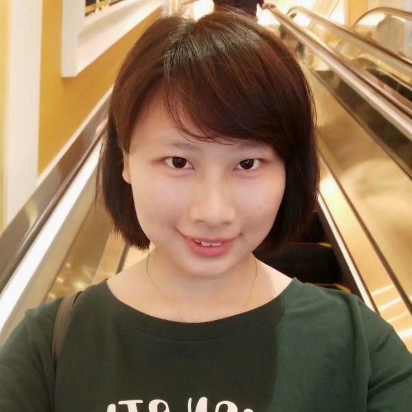 鲤鱼羽毛的照片