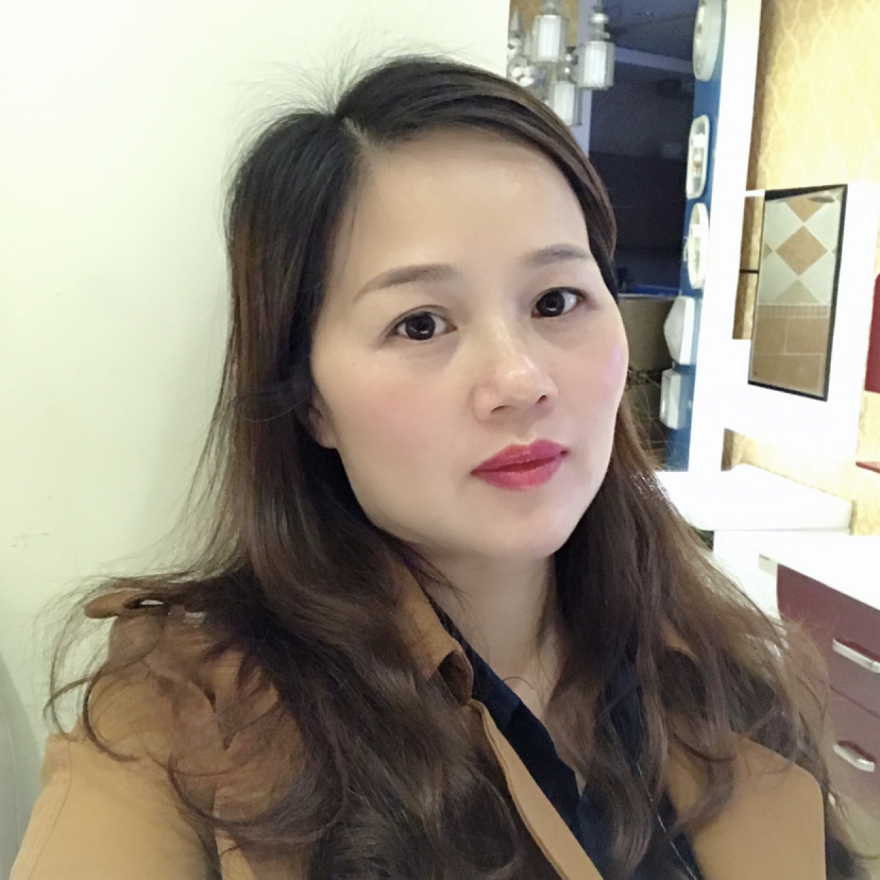 勤恳愿鸡的照片