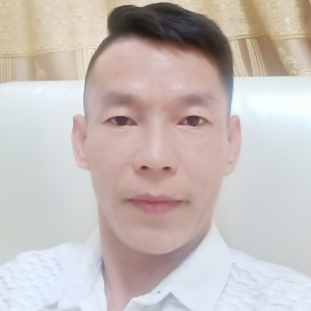 月饼爱光亮的照片