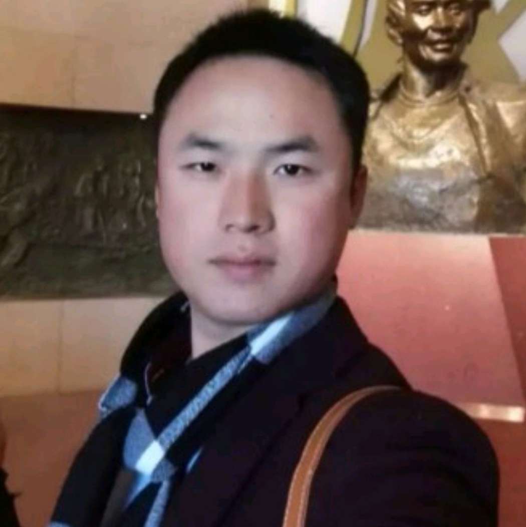 负责改变钢铁侠的照片