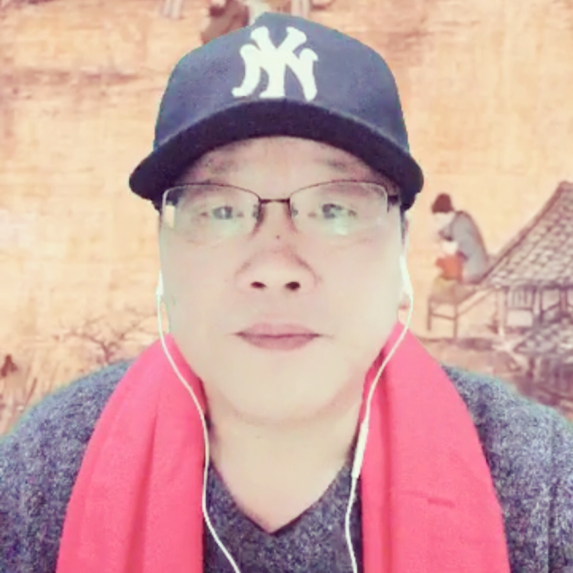漂亮吃醋小懒猪的照片