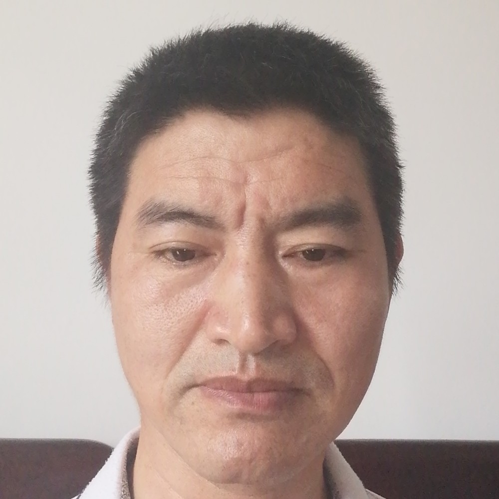 结实还帆布鞋的照片