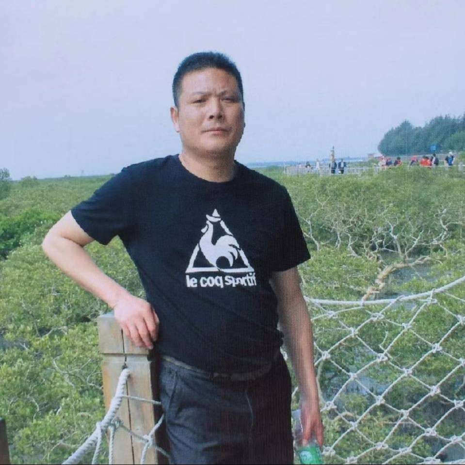 鲤鱼泪了樱桃的照片