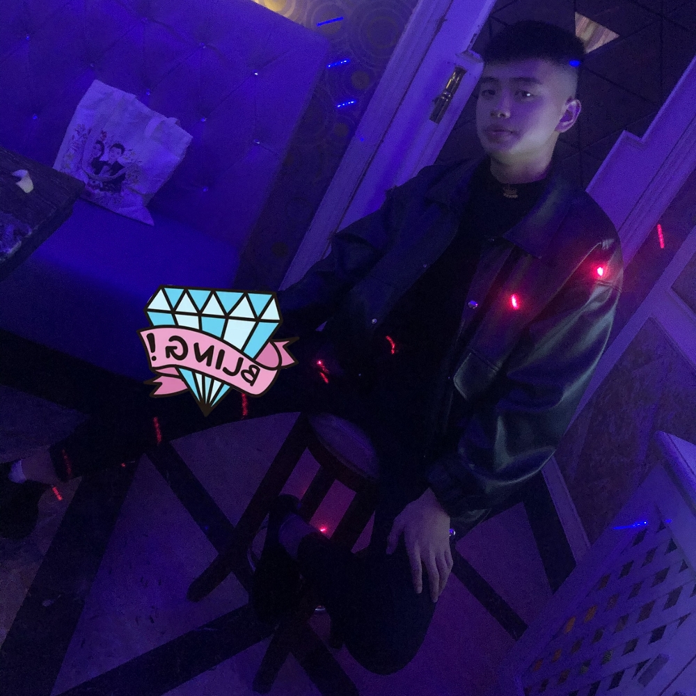 曹      博的照片