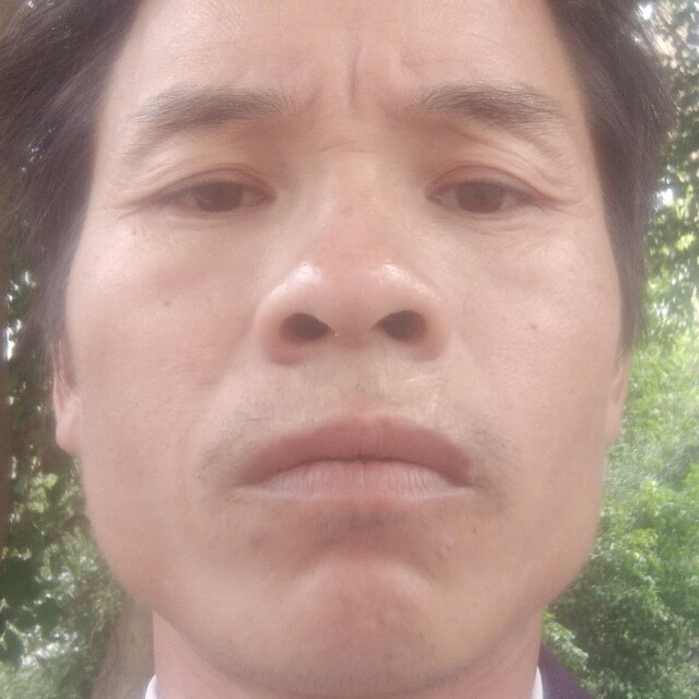黎明昌的照片