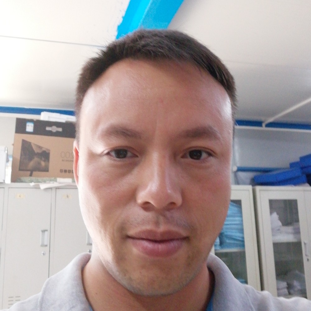 错落钢铁侠的照片