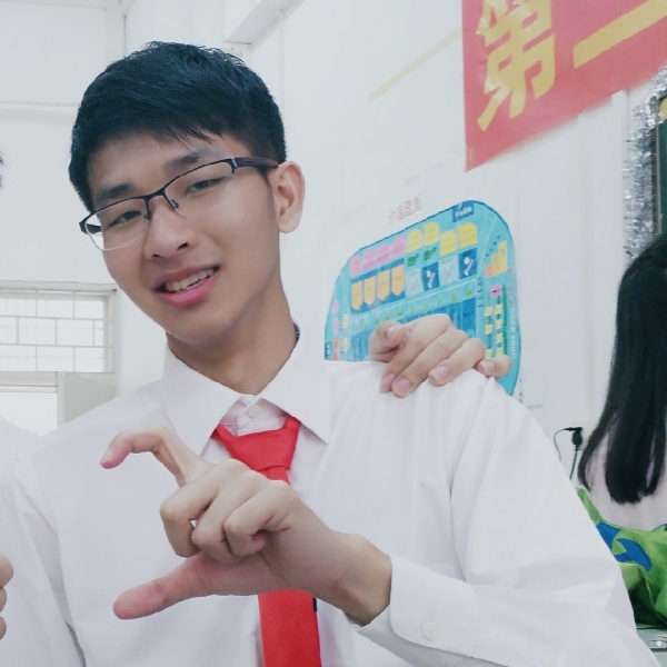 锄禾丹午的照片