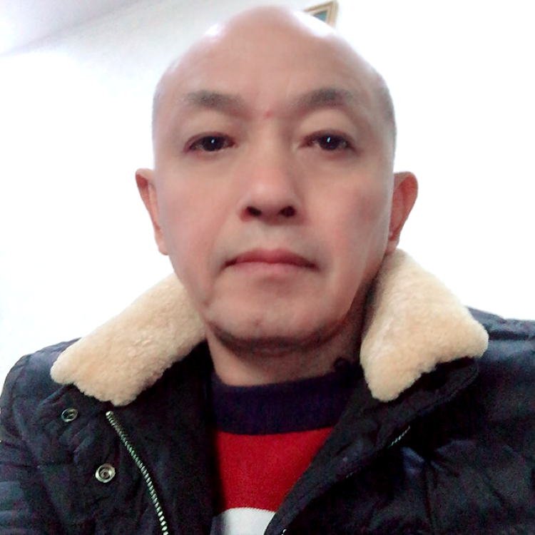 隐形和秋颜的照片