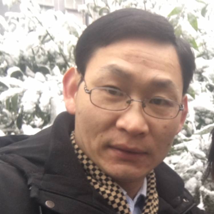 乐观放弃酸奶的照片