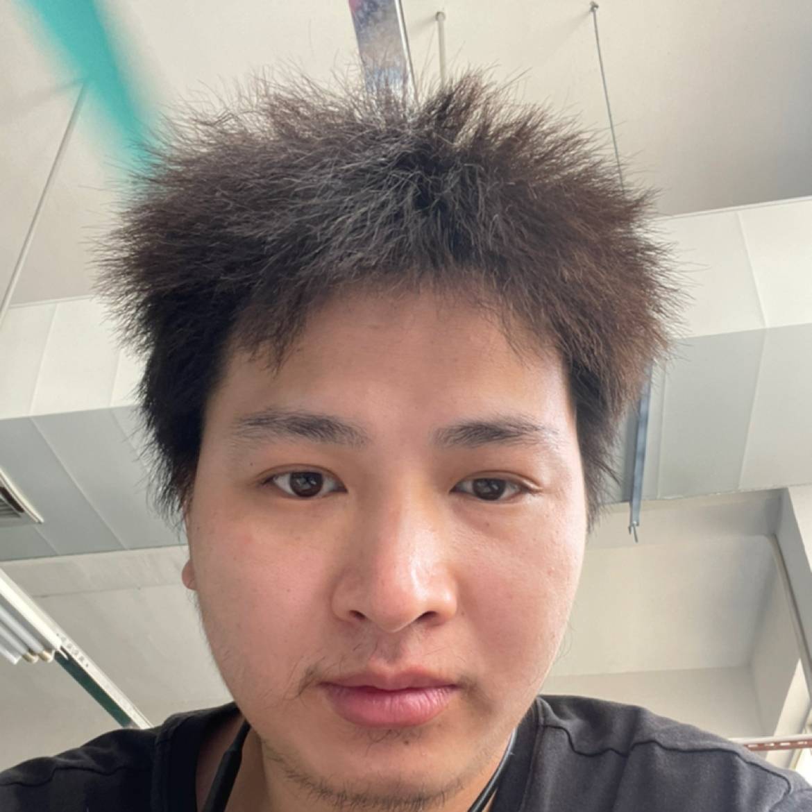 拥抱你眼中的脆弱的照片