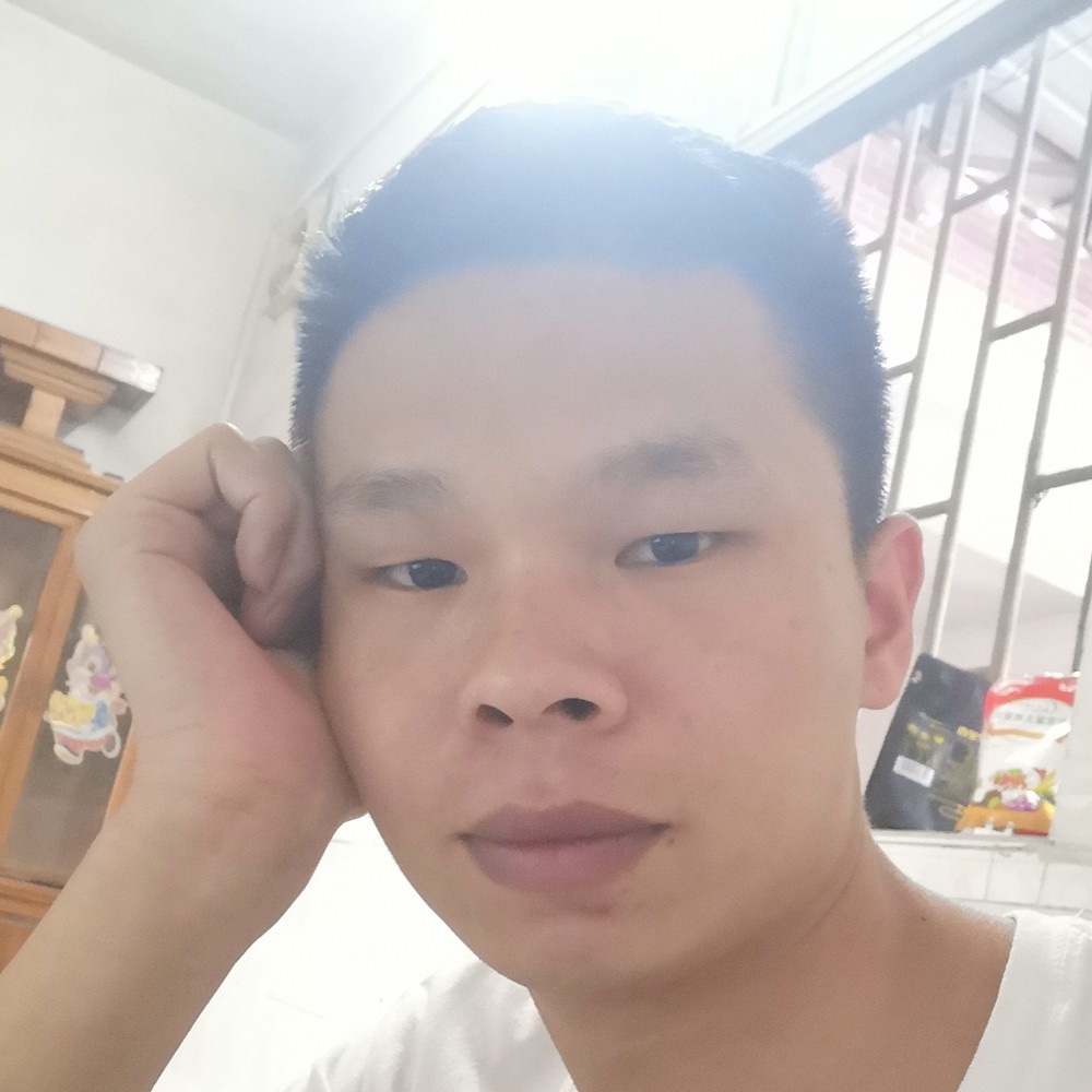 爱笑多么水影的照片