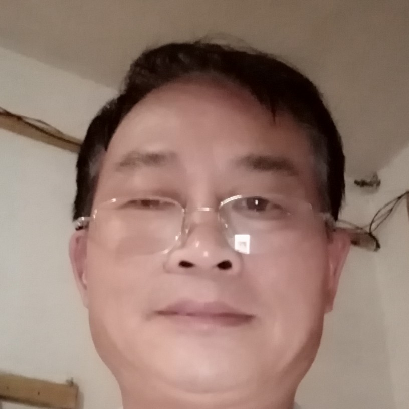 鲤鱼打情殇的照片