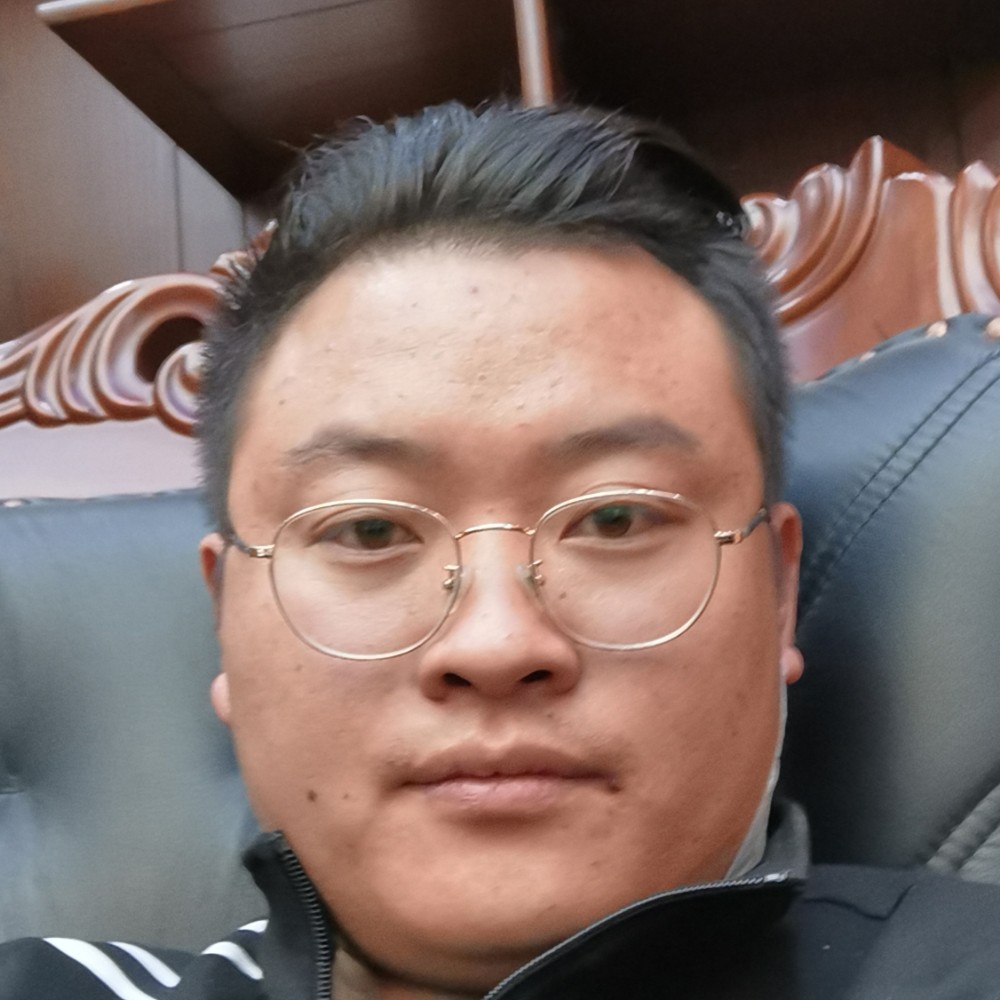 华旭的照片