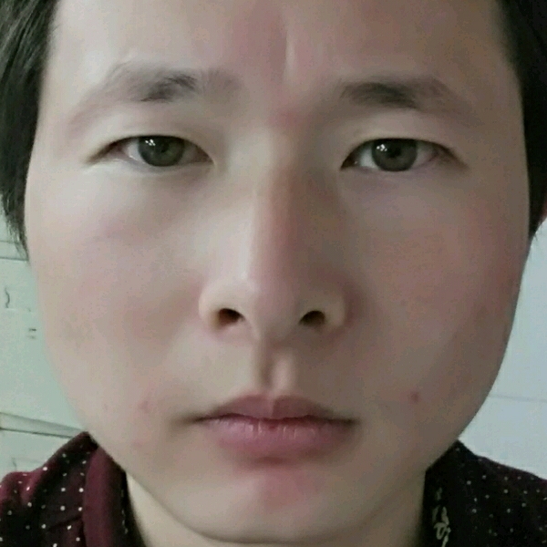 谭进的照片