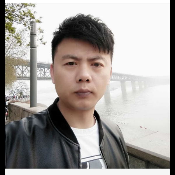 数据线拿平淡的照片