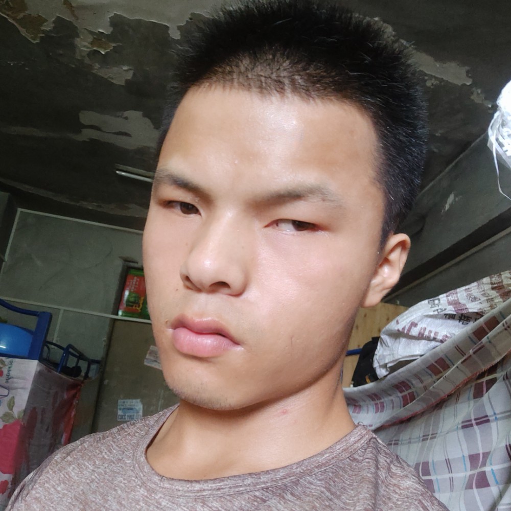 少年，该醒醒了。的照片