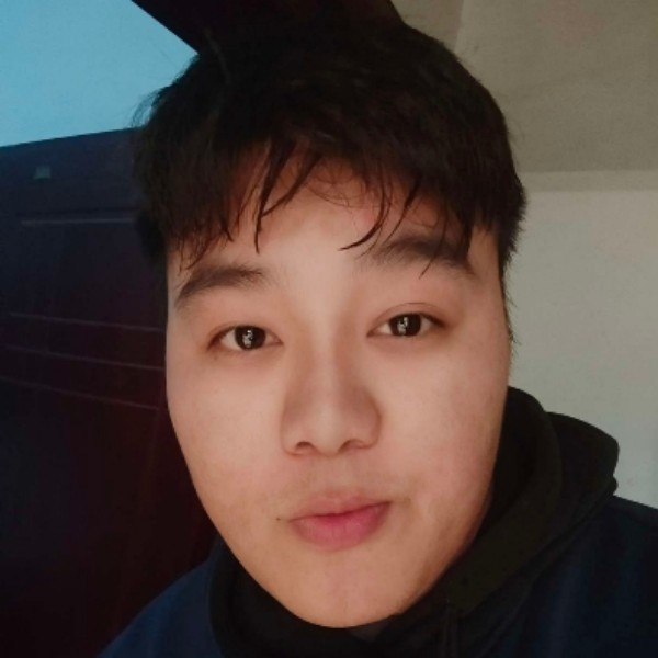 小饭同学的照片