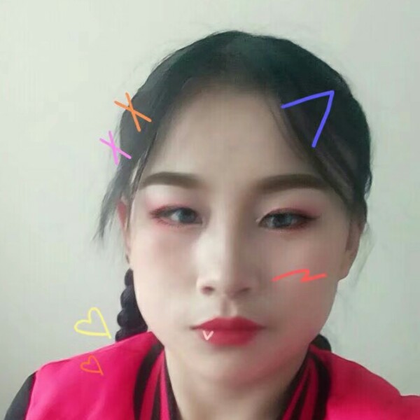 聪明苦恋指甲油的照片