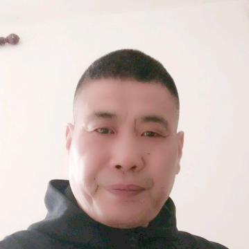 烤鸡和奋斗的照片