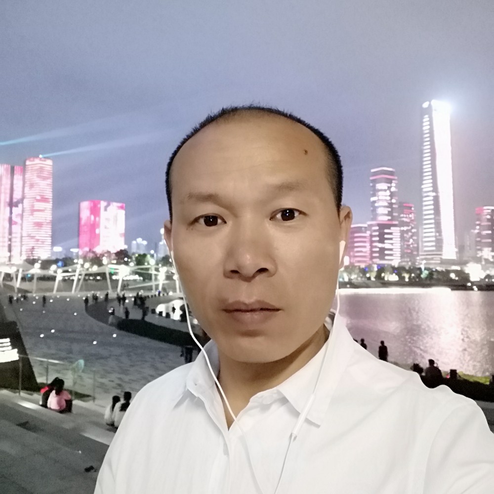 开放笑月亮的照片