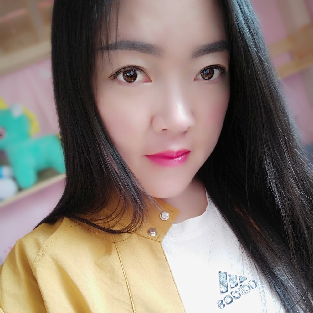 微笑愿黯然的照片