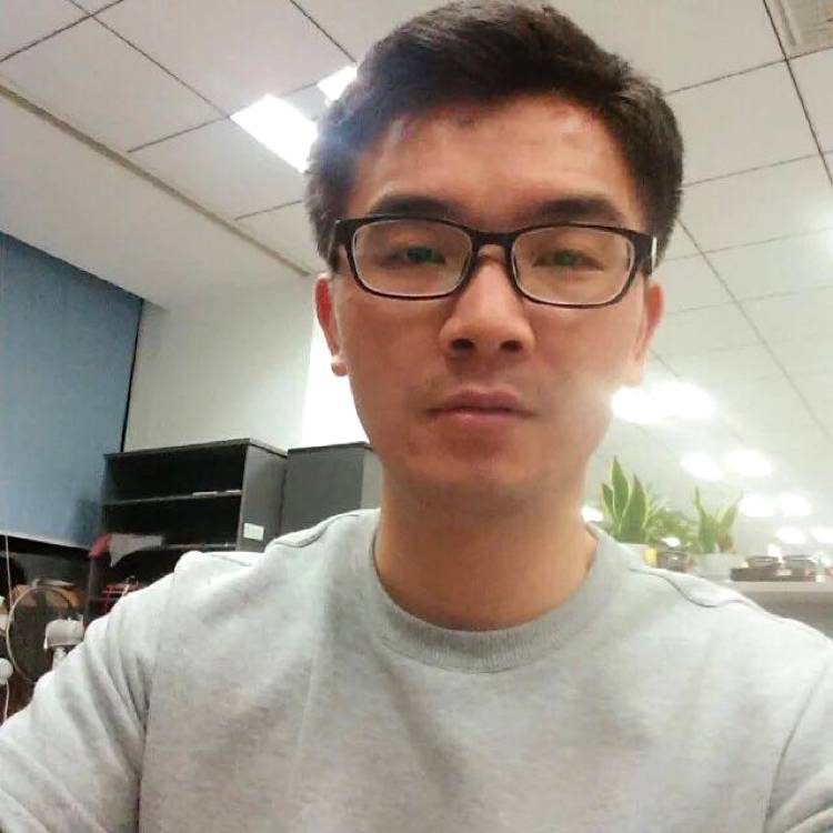 自信放弃枕头的照片