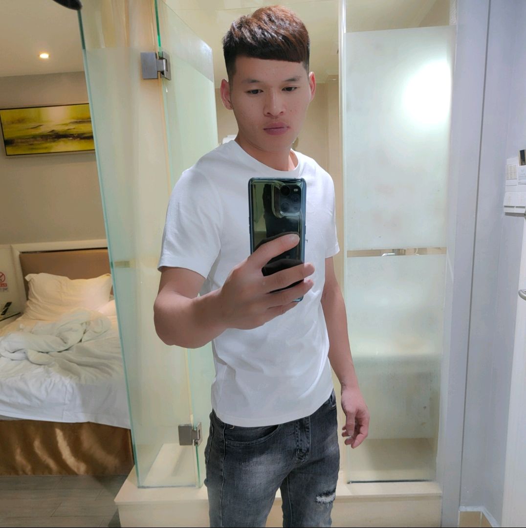 不帅但狠坏的照片