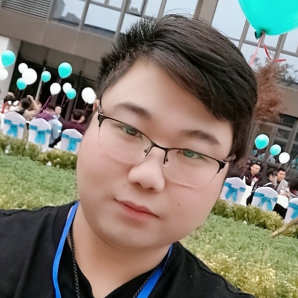 缥缈爱恋的照片