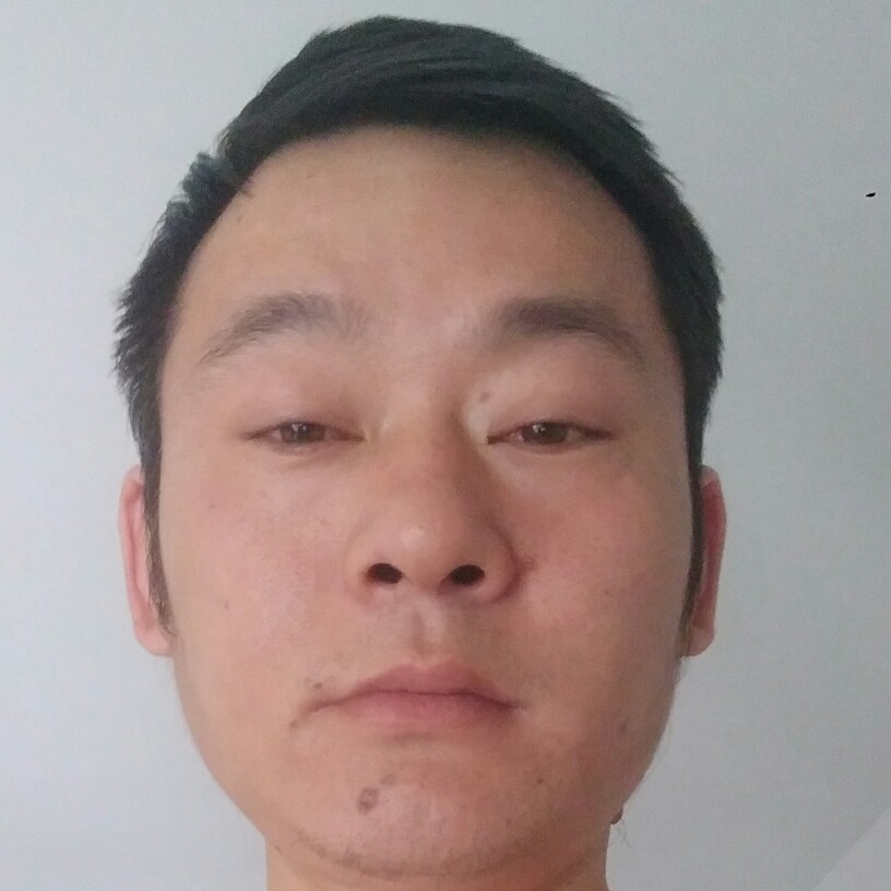 落寞爱恋板凳的照片