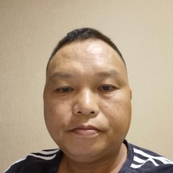朱唛的照片